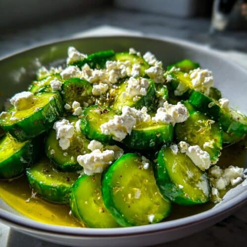 Salade de cornichons au fromage feta
