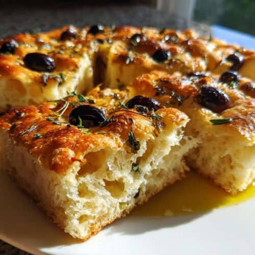 Focaccia aux olives et thym