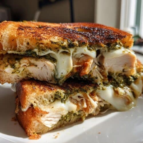 Sandwich poulet pesto mozzarella